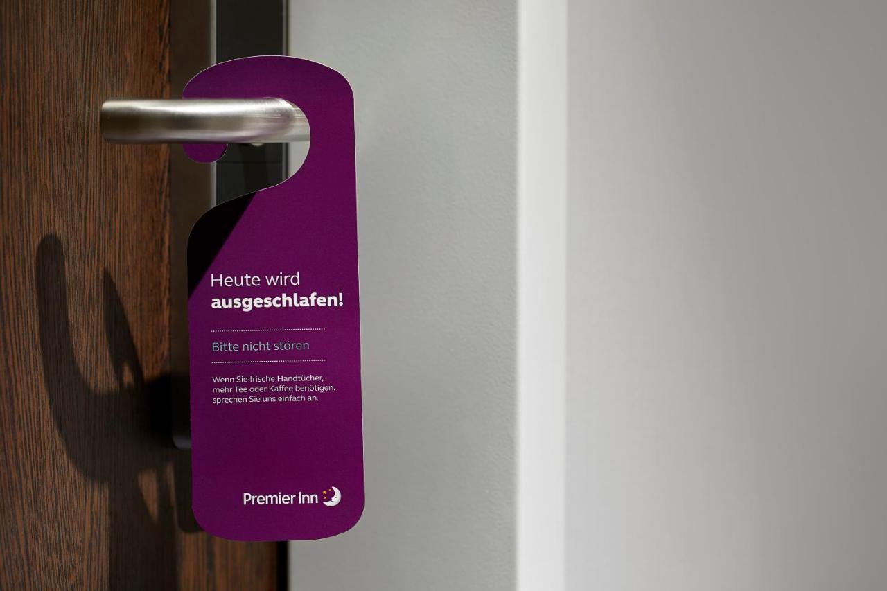 Premier Inn Saarbruecken City Centre Exterior photo